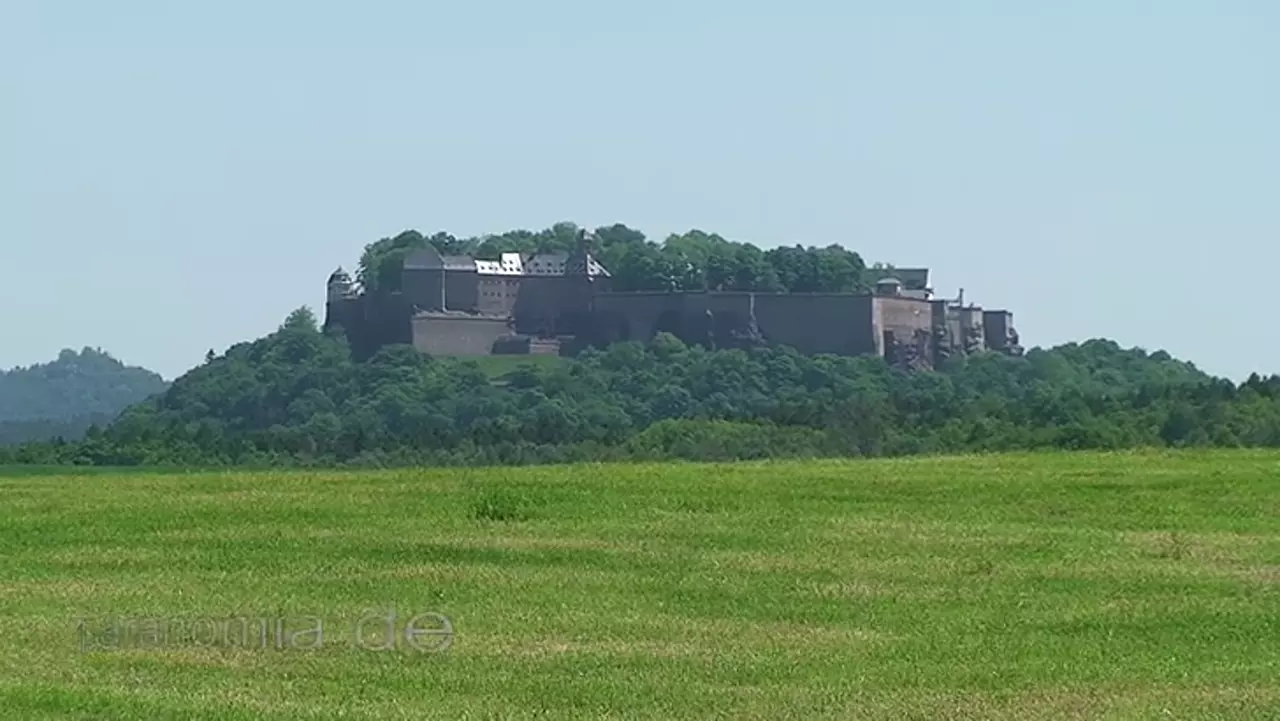 Foto: Festung Königstein und Lilienstein - Sächsische Schweiz