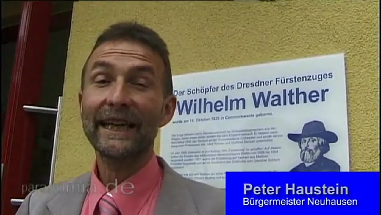 Foto: Bürgermeister Peter Haustein im Interview - Namensweihe Grundschule Cämmerswalde