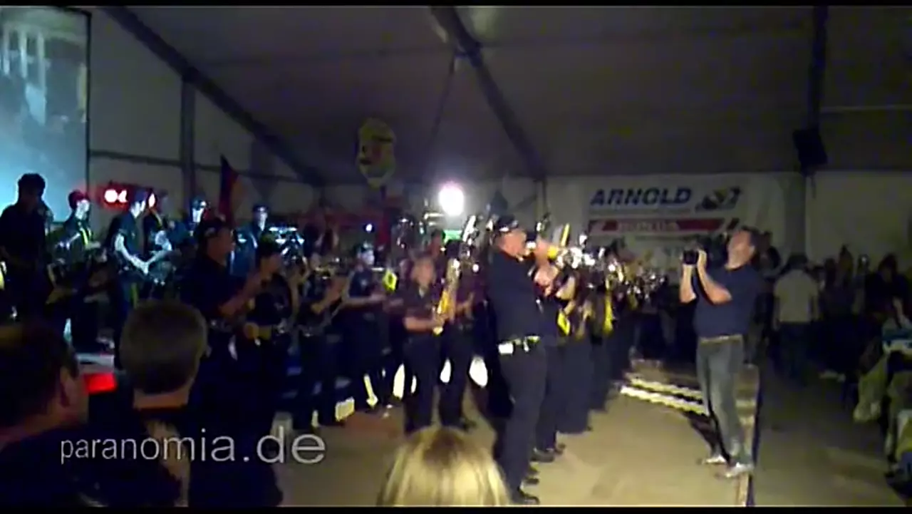 Foto: Milkauer Schalmeien beim Goldwingtreffen - Handyvideo