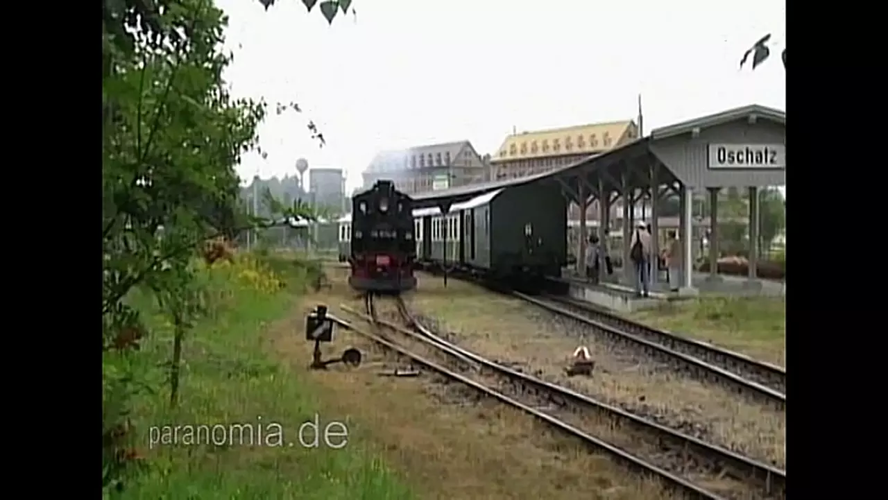 Foto: Die Dampflok 991574-5 der Döllnitzbahn (Serie 99) beim Rangieren in Oschatz