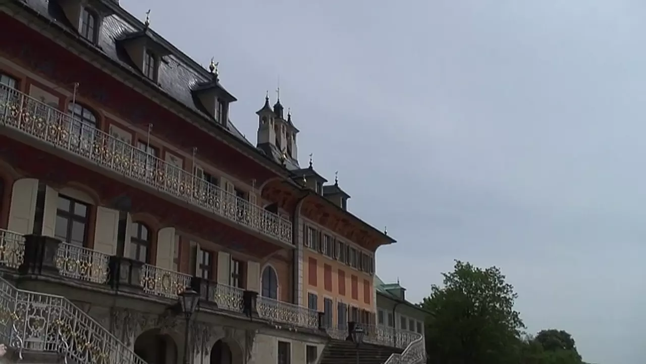 Foto: Freitreppe am Wasserpalais - Schloss Pillnitz