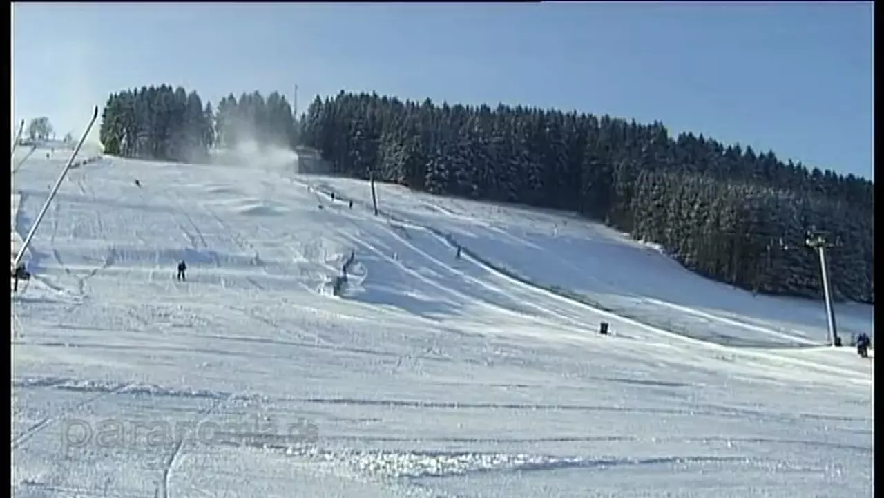 Foto: Eröffnung der Skisaison in Holzhau - Alexander Richter vom Skilift Holzhau im Interview
