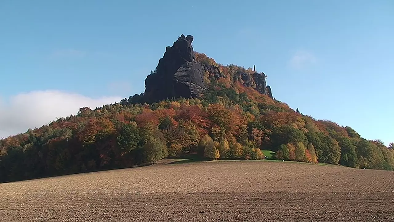 Foto: Der Lilienstein im Herbst - Sächsische Schweiz 