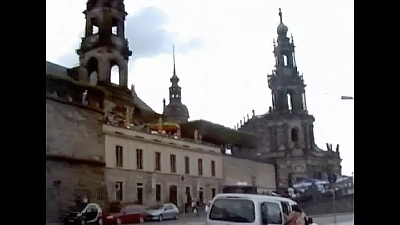 Foto: Dresden Sightseeing - Katholische Hofkirche (2)
